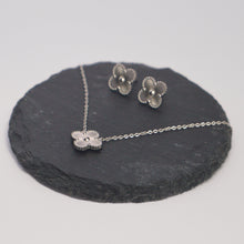  Silver Clover set