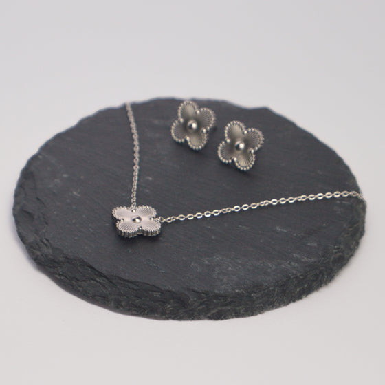 Silver Clover set